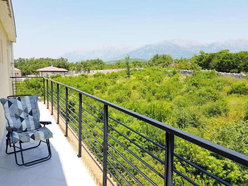 Talija Apartments Krimovica ブドヴァ エクステリア 写真
