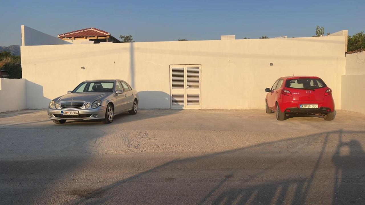 Talija Apartments Krimovica ブドヴァ エクステリア 写真