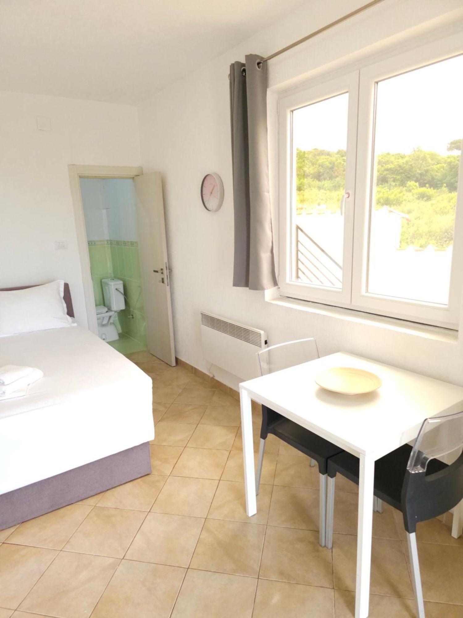 Talija Apartments Krimovica ブドヴァ 部屋 写真